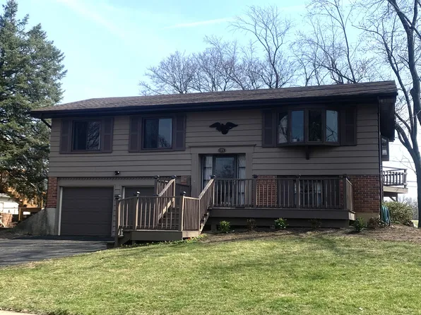 2S121 Ivy Ln, Lombard, IL 60148