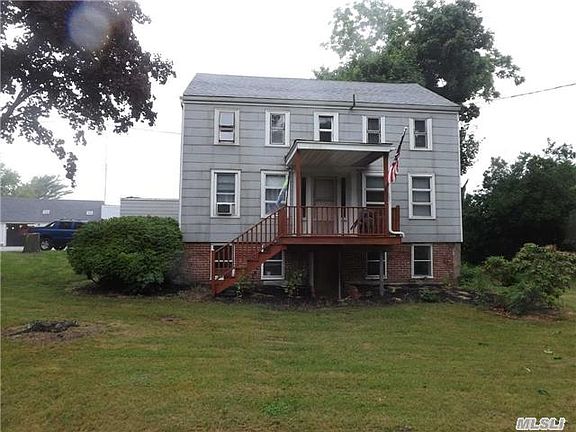 2nd image of 5152 Sound Ave