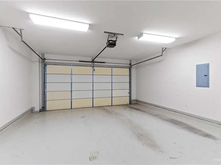 207 Canary Ave — Photo 18