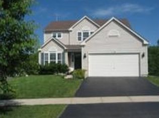 5 N Inverness Ct, Round Lake, IL 60073
