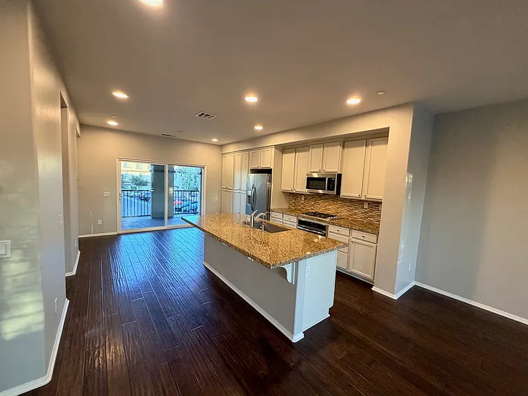 40879 Belleray Ave — Photo 61