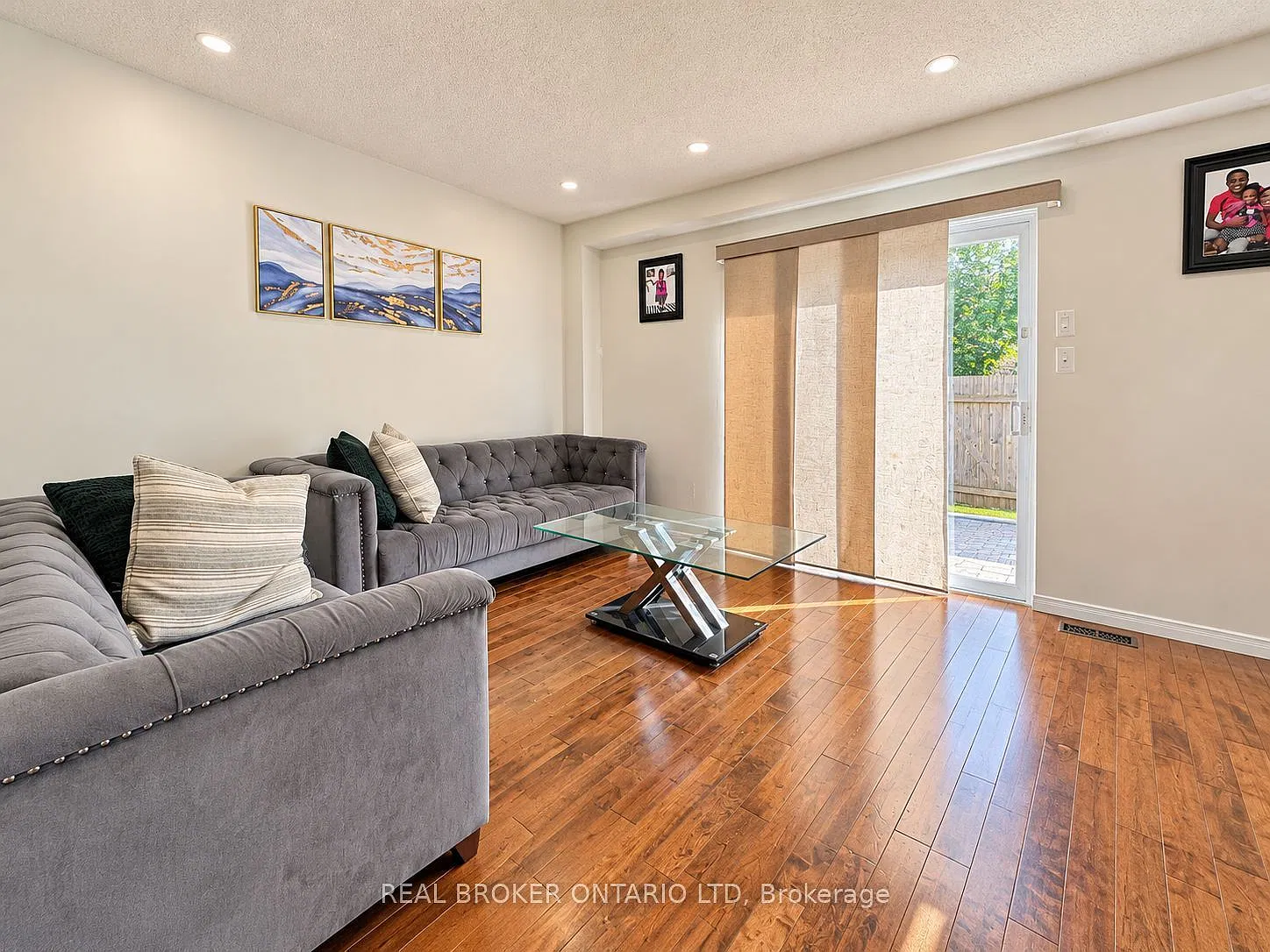 3 bed, $2,200 — Photo 3