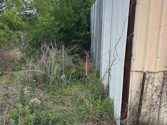 3rd image of 17603 Shepherd Rd