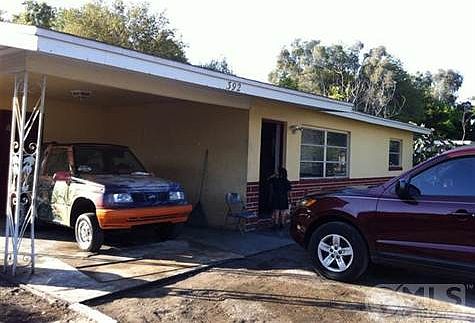 1st image of 392 Lorraine Dr