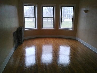 1st image of 4414 S Drexel Blvd APT 1N