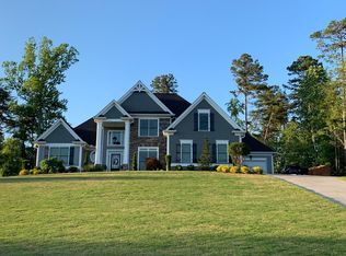 242 Chestnut Oak Ln, Dawsonville, GA