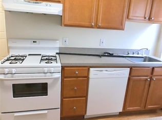 383 Columbia St #3, Cambridge, MA 02141