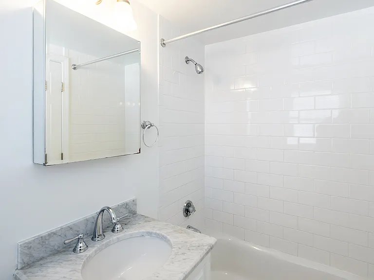 64 Gerry Rd — Photo 21
