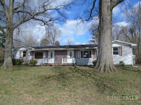 1058 W McKelvey Rd, Cincinnati, OH 45231