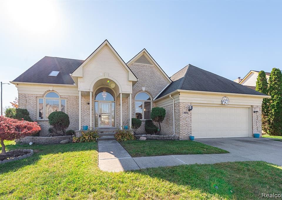 425 Clairpointe Woods Dr, Detroit, MI 48215 Zillow