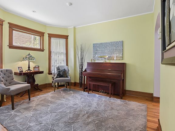 5th image of 1143 Home Ave
