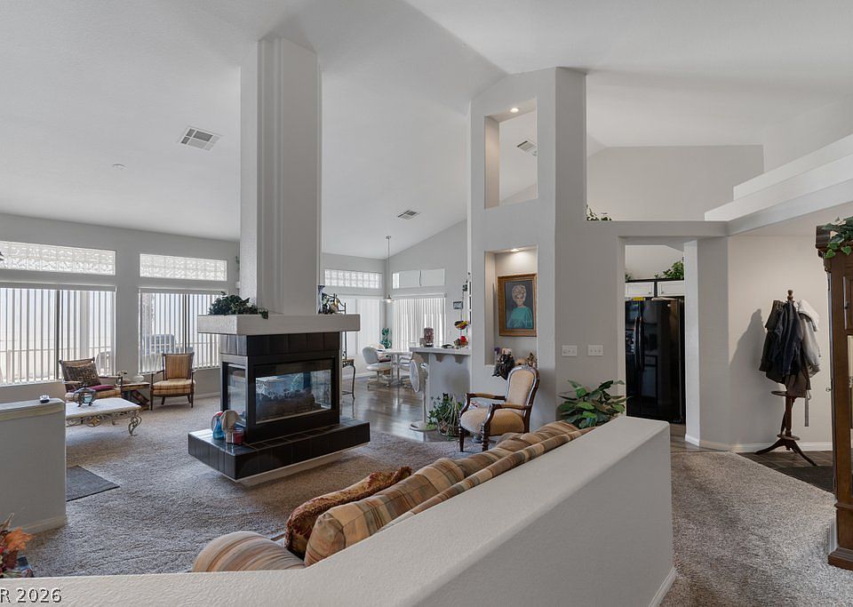 1st image of 695 Pearl Island Dr