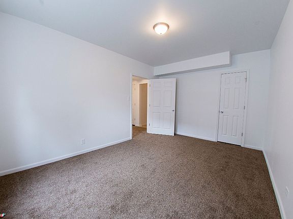 4th image of 1101 N Lawler Ave #5016-2