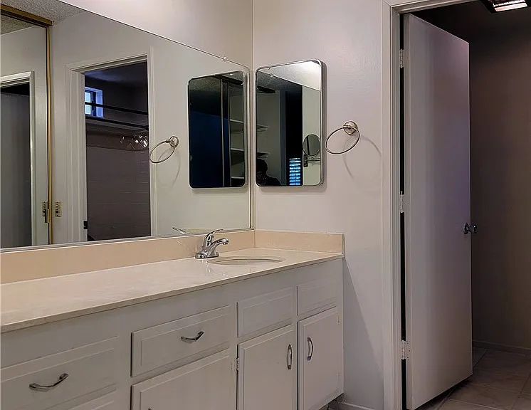2370 Via Mariposa W #3D — Photo 33