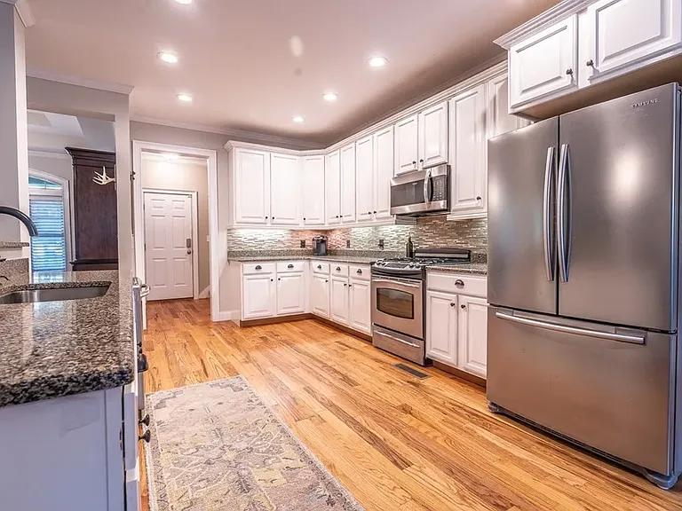 291 Greystone Dr — Photo 14