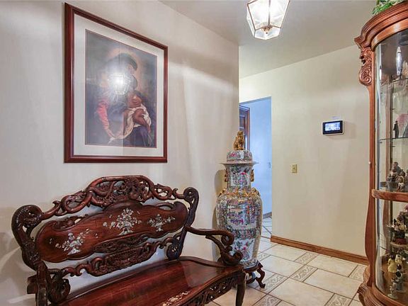 4th image of 4093 Browning Dr