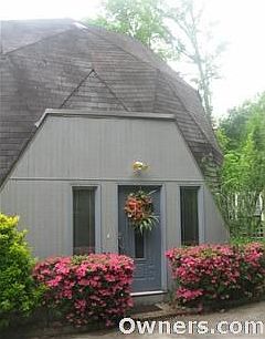 Front view of home.