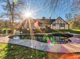 9121 Sugarloaf Dr, Redding, CA 96001