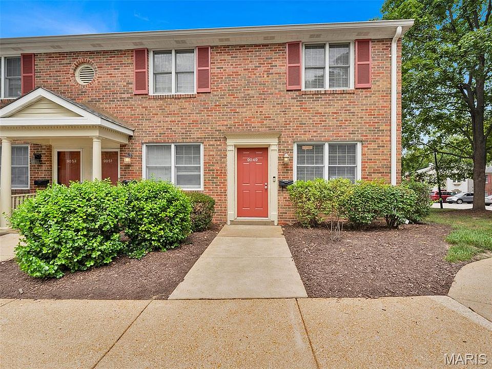1st image of 9049 W Swan Cir