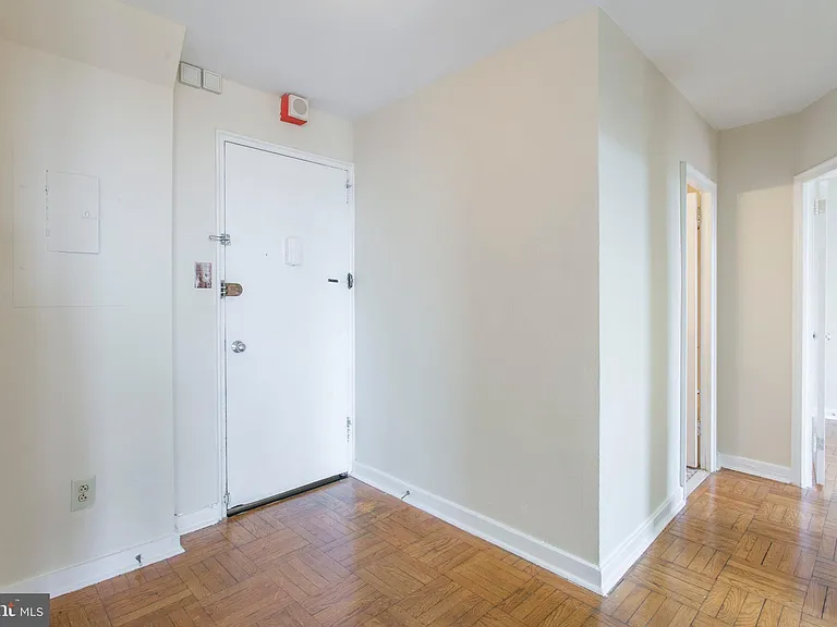 2601 Pennsylvania Ave #711 — Photo 5