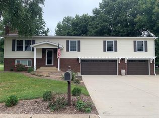 227 Clarence Dr, Red Bud, IL 62278