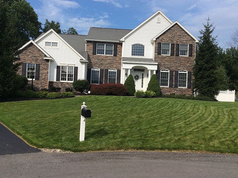 1st image of 9 Copenhagen Ct