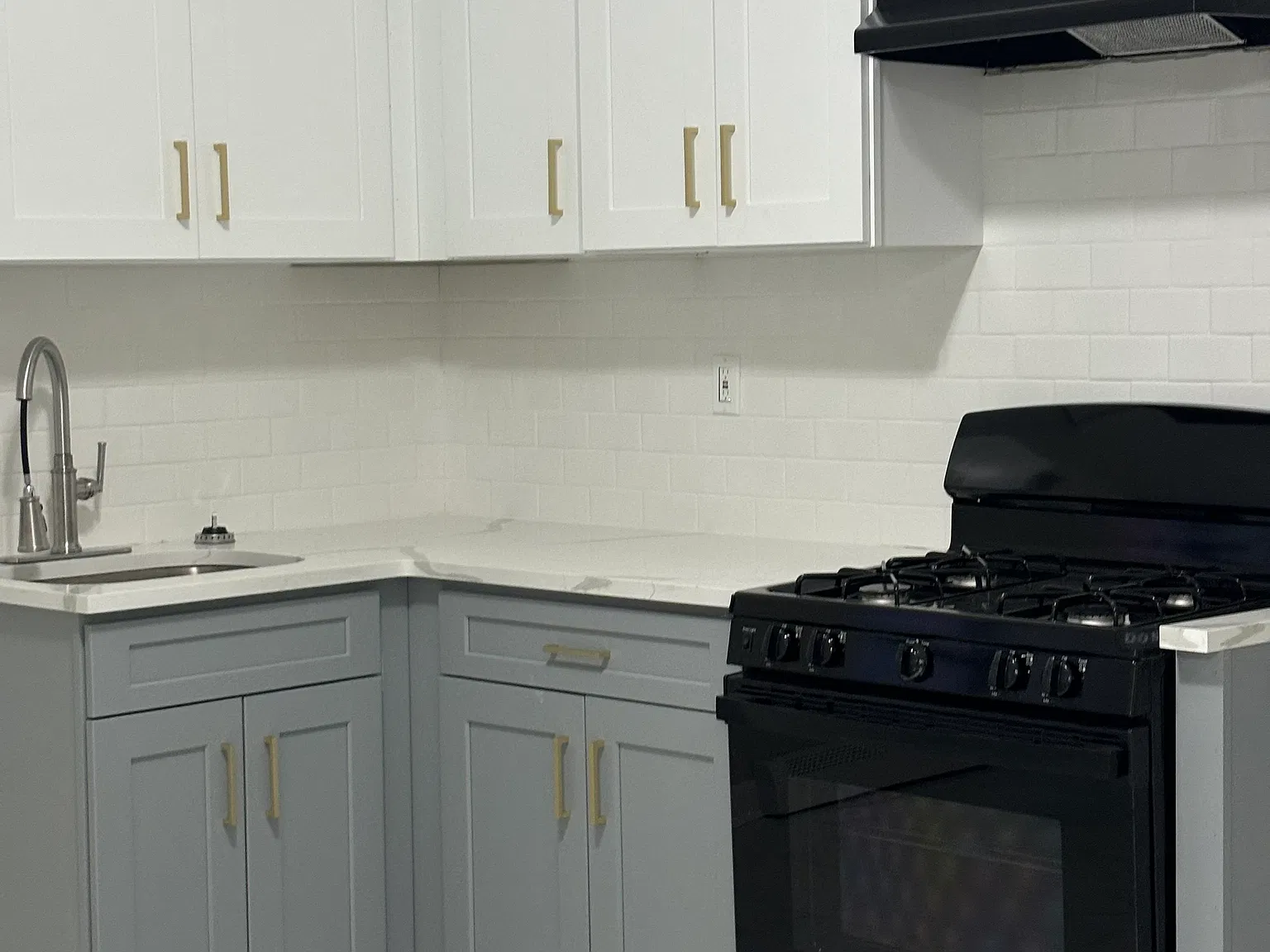 2 bed, 800 sqft, $1,795 — Photo 2