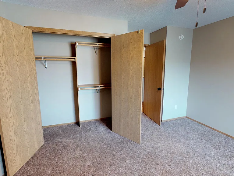 Oakmont Estates — Photo 68