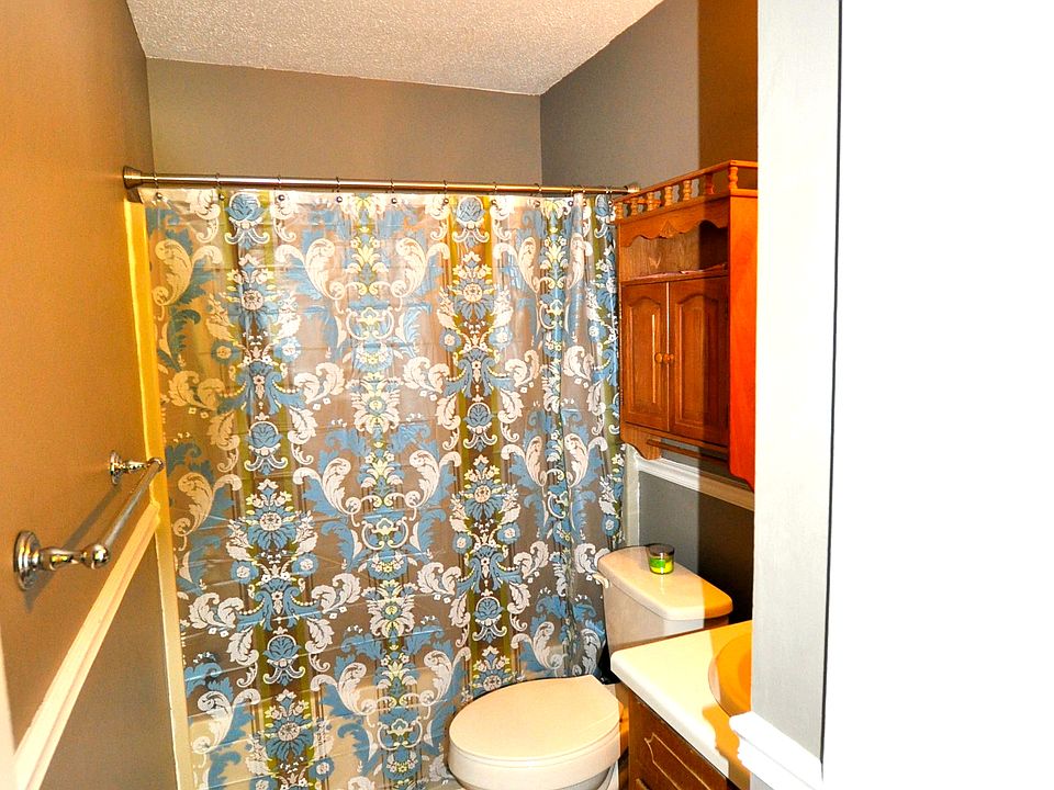 1st image of 15376 Chaise Dr