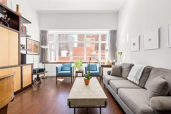 Sold by Compass | media 4