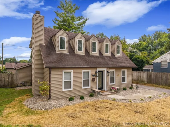 110 Lynnwood Drive, Clarksville, IN 47129