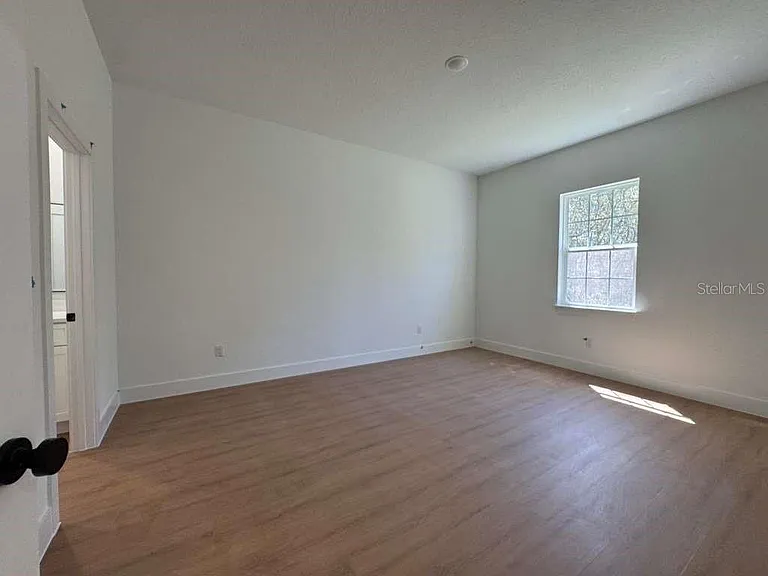 16090 SW 35th Court Rd — Photo 18