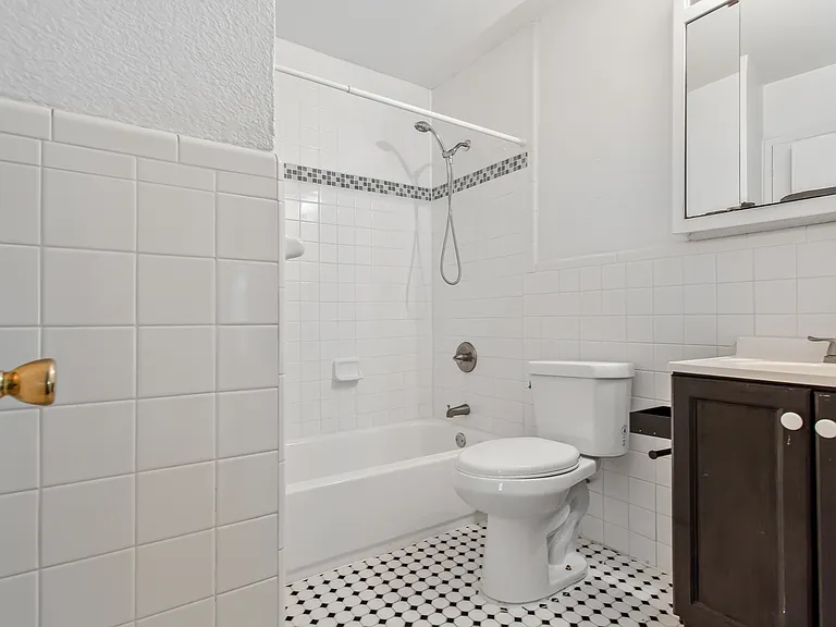 10943 Desdemona Dr — Photo 18