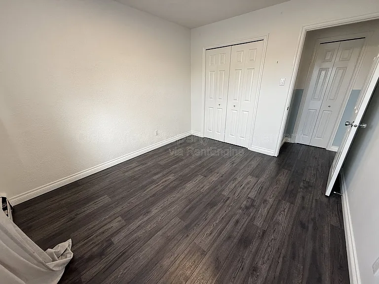 220 Mayor Magrath Dr N #5 — Photo 13