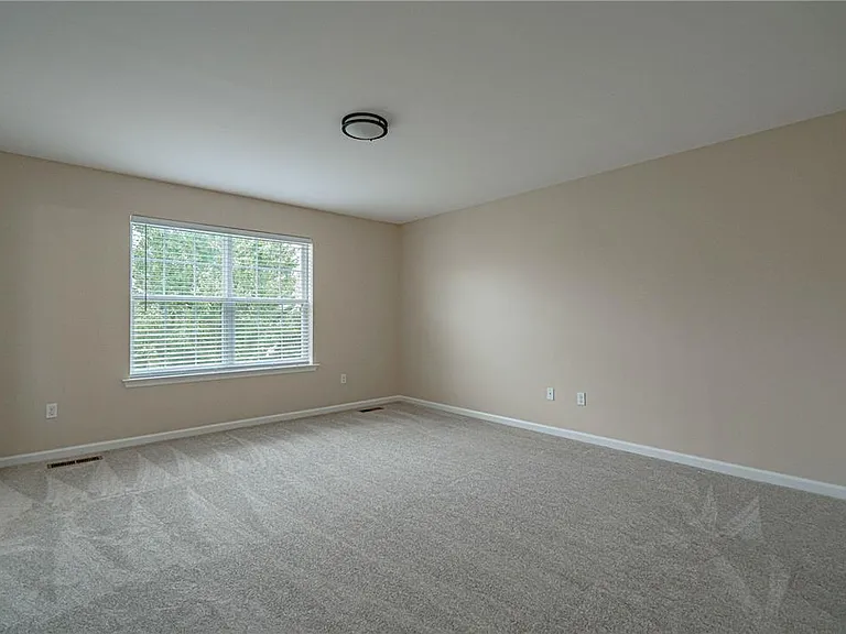253 Milkweed Dr — Photo 17