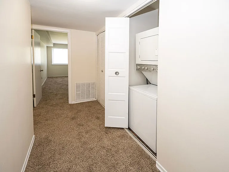 Timbercove Apartments and Townhomes — Photo 22