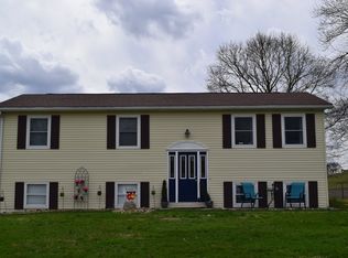110 Meadowhaven Dr, Zanesville, OH 43701
