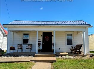 2106 Lincoln Ave, Point Pleasant, WV 25550