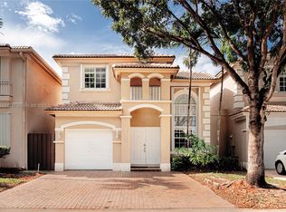 11201 NW West 73rd Ter, Miami, FL 33178