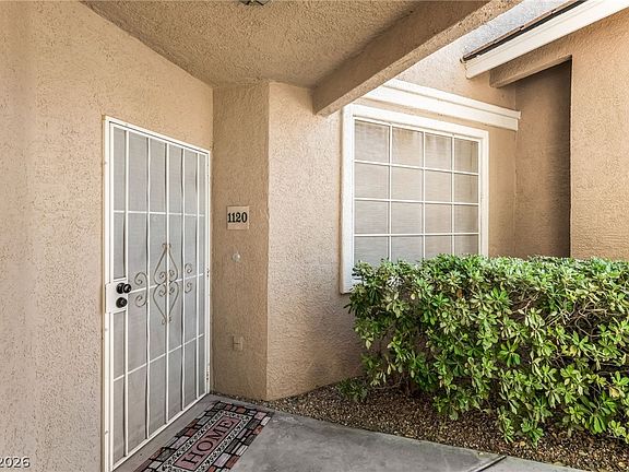 4th image of 9901 Trailwood Dr APT 1120