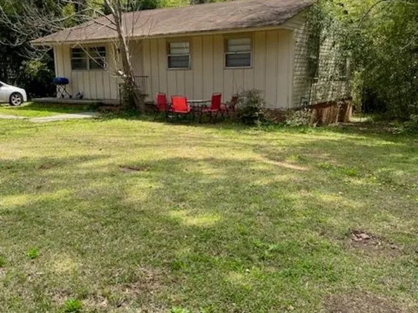 331 Pine Ave SE, Milledgeville, GA 31061