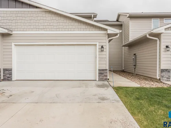 6176 S Alki Pl, Sioux Falls, SD 57108