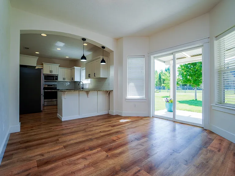 1655 N Azurite Pl — Photo 11