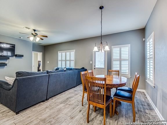 5th image of 5507 Southern Oaks