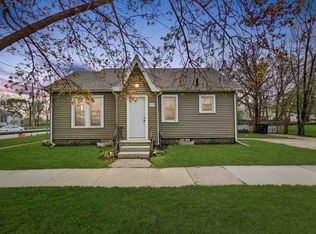 227 E 10th St, Waterloo, IA 50703