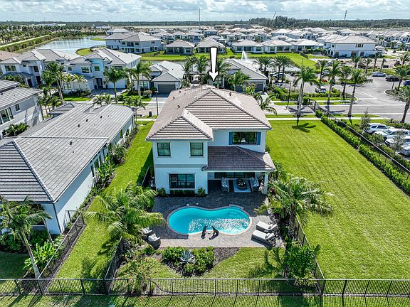 2nd image of 13115 Florida Crane Drive