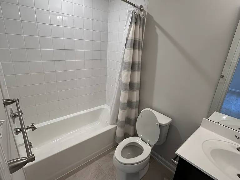 1018 S Macon St — Photo 5