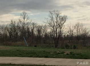 1823 Kern Rd, Washington, IL 61571