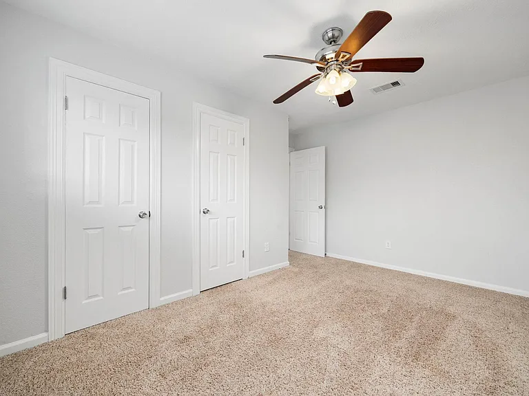 15526 Cabildo Dr — Photo 10
