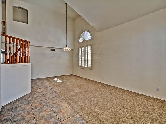 2nd image of 108 W Fellars Dr